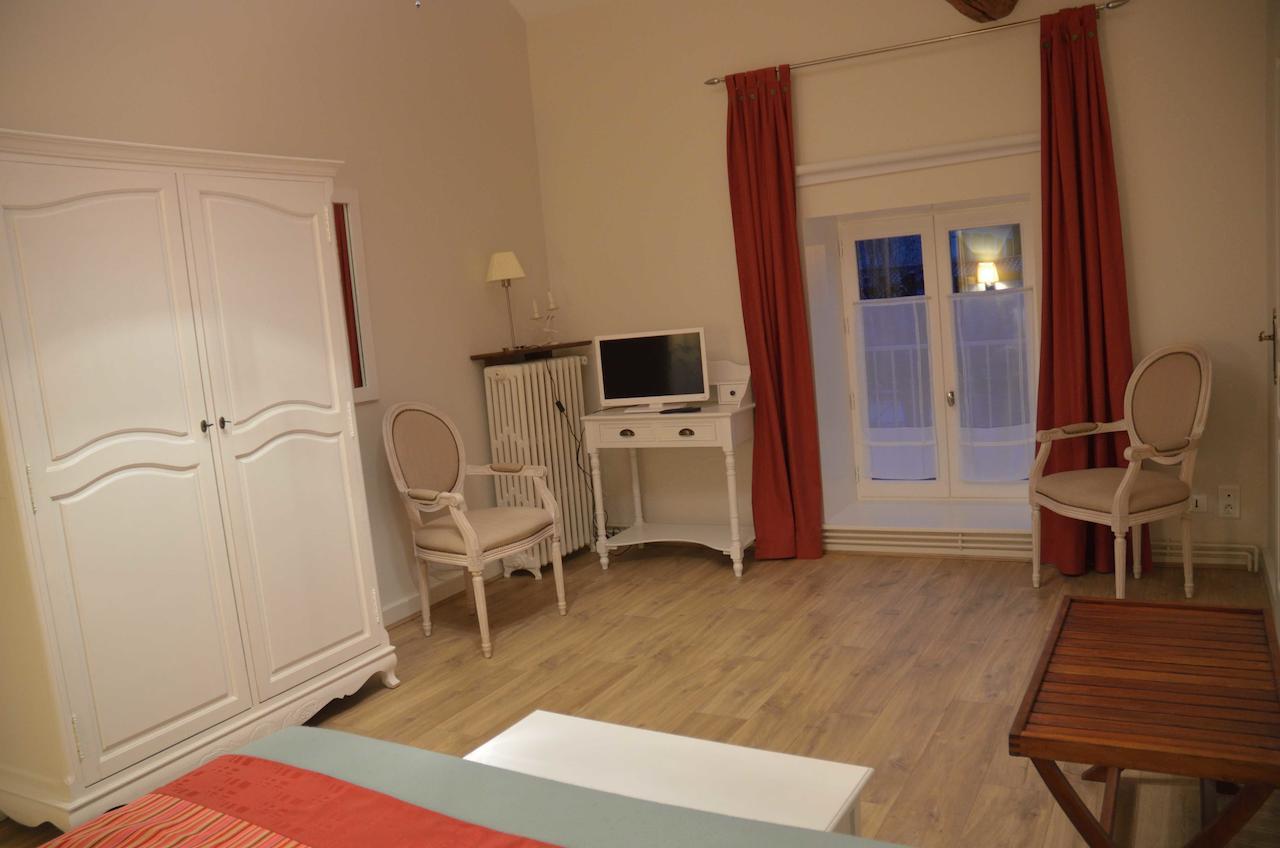 Chambre D'Hotes Le Jardin Des Pierres Dorees Marcy Quarto foto